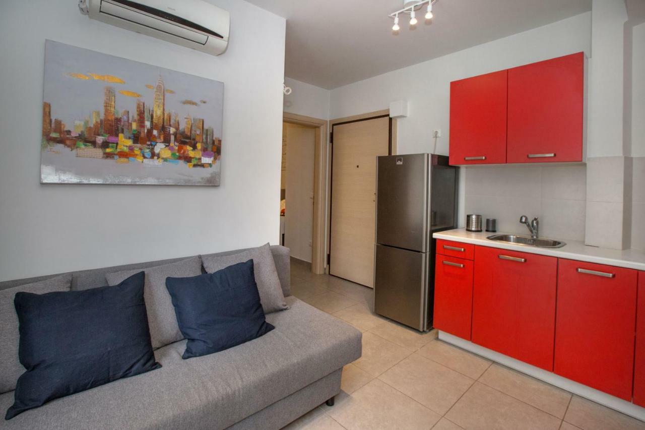 Modern Comfy Apartment Near The Acropolis By Ghh アテネ エクステリア 写真